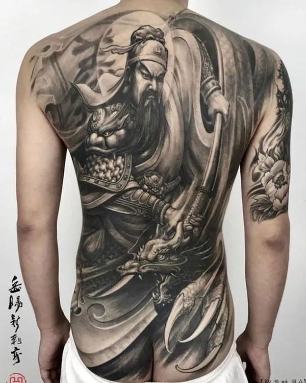 Hình xăm Quan Công kín lưng