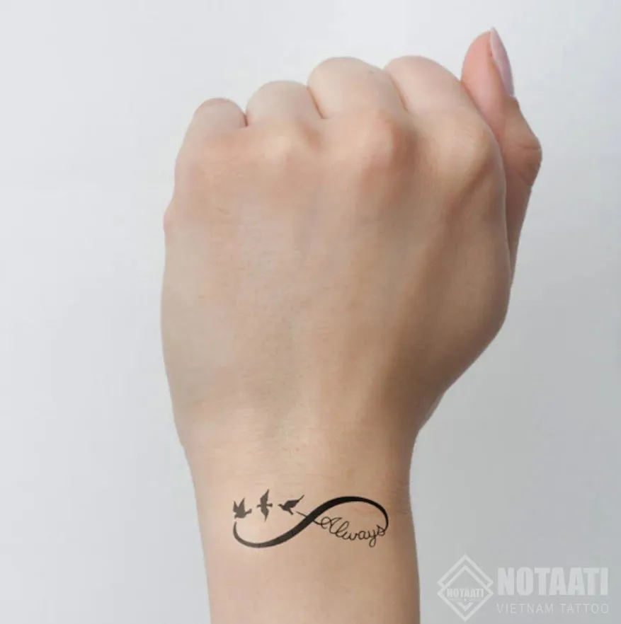 Hình xăm vô cực ở tay
