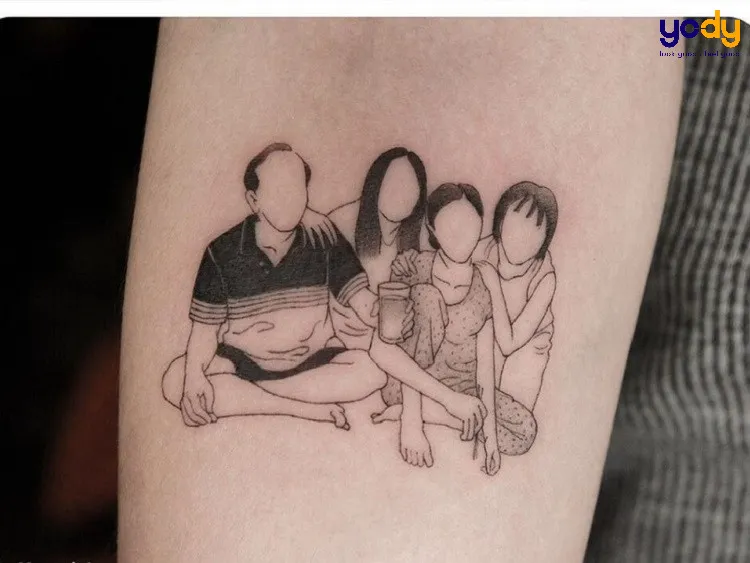 Hình xăm vòng tay gia đình tối giản, hình ảnh mẹ và con