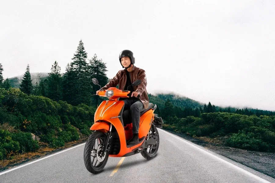 Mệnh hỏa hợp với xe màu cam