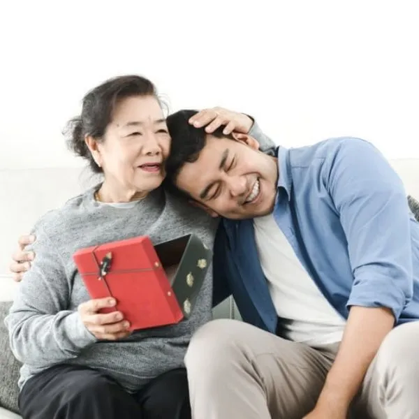 Sự tinh tế trong cách chọn quà giúp mẹ cảm nhận được trân trọng