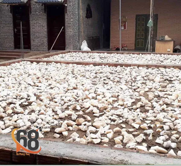 Đá Thạch Anh Vụn HCM: Hướng Dẫn Chọn Mua và Ứng Dụng Phong Thủy Hiệu Quả 6 rai da thach anh nen nha