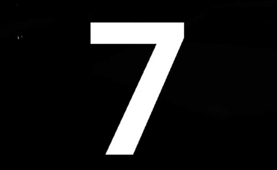 Tình duyên của người số 7 thường trải qua nhiều giai đoạn thử thách trước khi bình yên