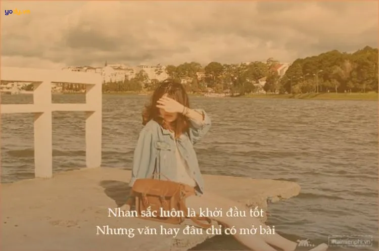 Nhóm bạn trẻ đang vui vẻ chụp ảnh cùng nhau, biểu tượng cho tình bạn bền chặt