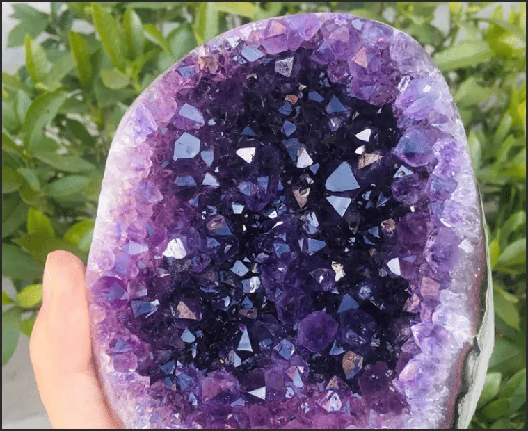 Thạch Anh Tím tự nhiên thu hút may mắn và tài lộc