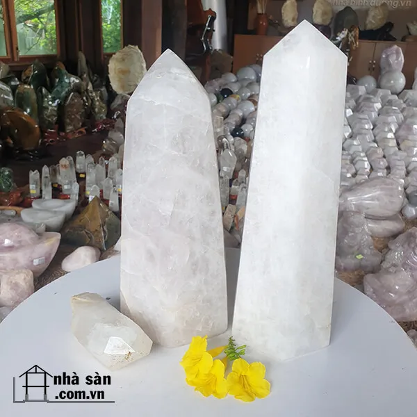 Trụ Lục Lăng Đá Thạch Anh Trắng Việt Nam