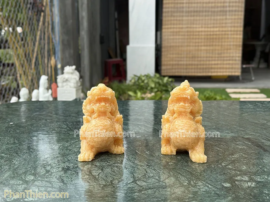 Tượng Tỳ Hưu Phong thuỷ bằng đá ngọc Hoàng Long - TH-54