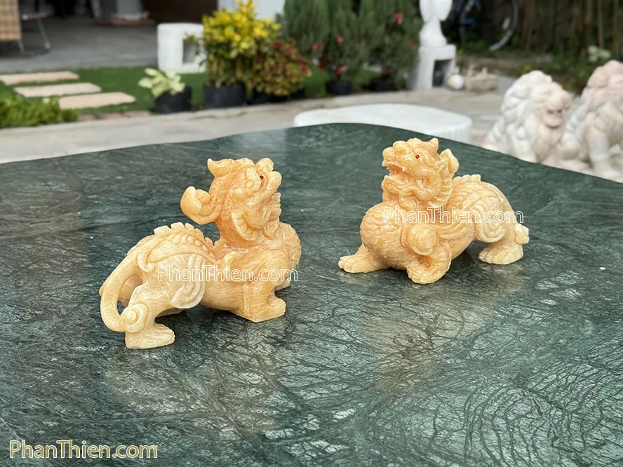 Tượng Tỳ Hưu Phong thuỷ bằng đá ngọc Hoàng Long - TH-54