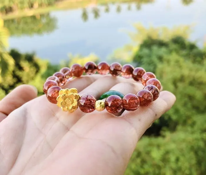 Thạch anh tóc đỏ là biểu tượng của sự may mắn và hạnh phúc