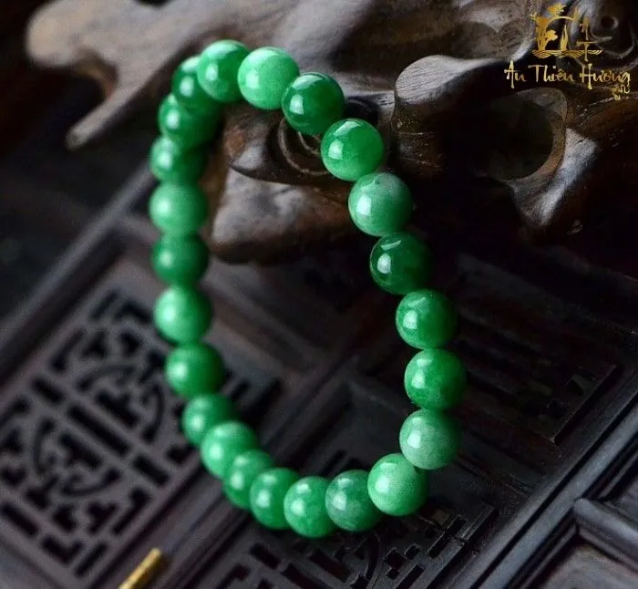 Tránh các màu sắc tương khắc để bảo vệ tài vận của bản thân