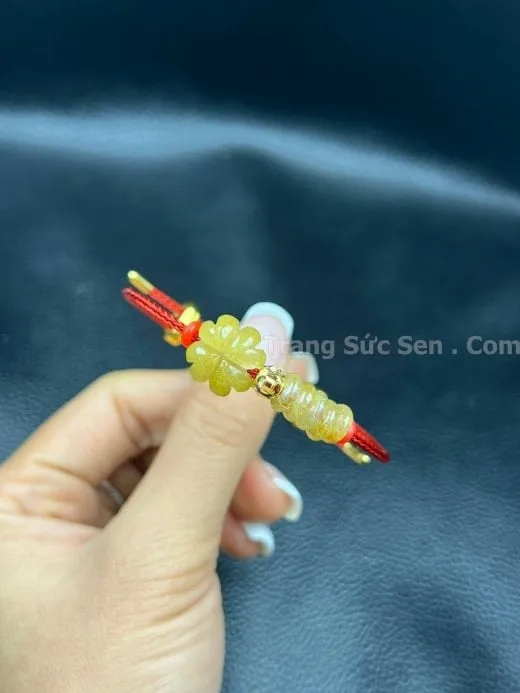 Vòng tay đá thạch anh tóc vàng