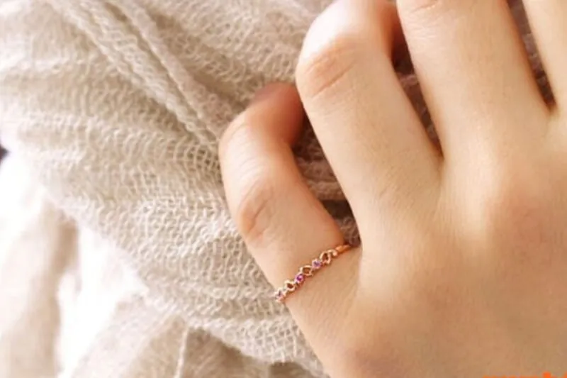 y-nghia-cac-ngon-tay-deo-nhan-12