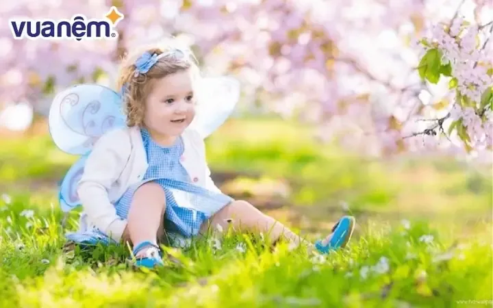 Đoán Đường Tình Duyên Của Người Tên Lan Anh