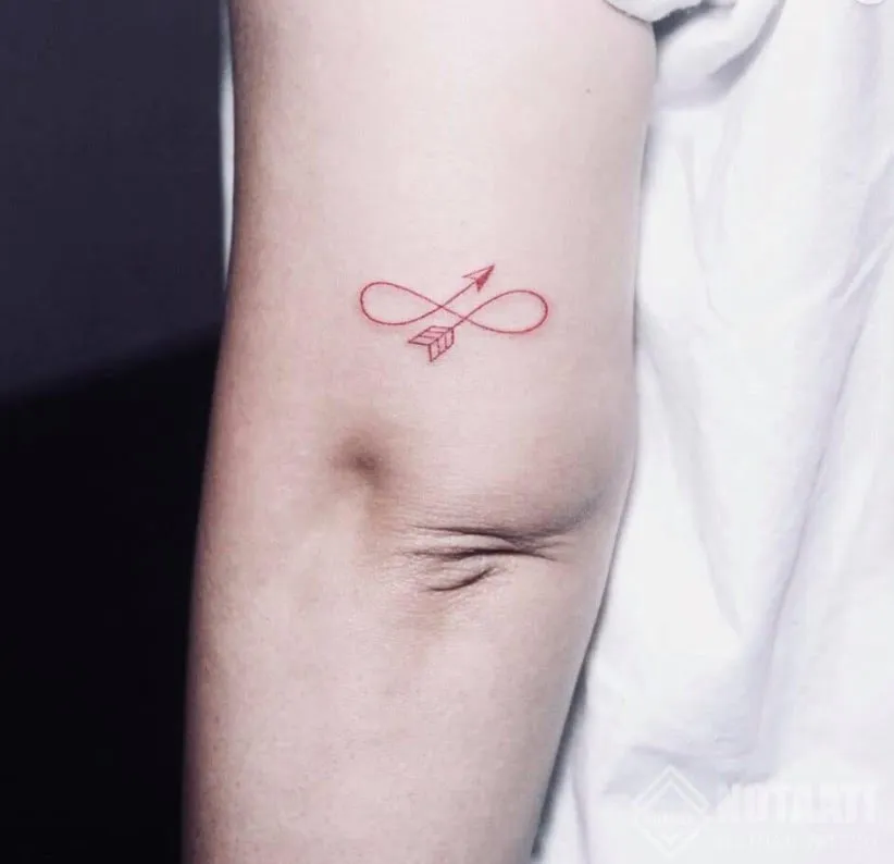 Ý nghĩa hình xăm mũi tên vô cực