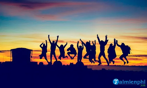 Phân tích ý nghĩa tâm linh khi nằm mơ thấy bạn bè và đồng nghiệp trong cuộc sống