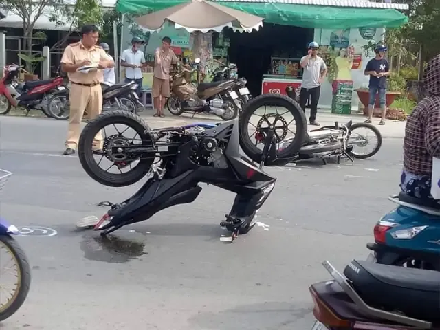 Nằm mơ thấy người khác bị tai nạn giao thông đánh con gì và những con số may mắn