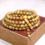 Vòng tay trầm hương 108 hạt là gì?