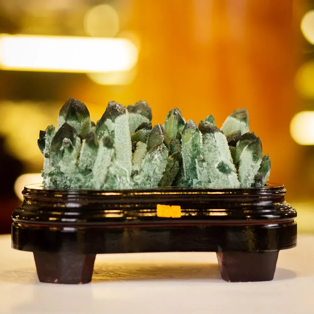 Thạch anh tự nhiên chất lượng cao với độ trong và màu sắc đẹp