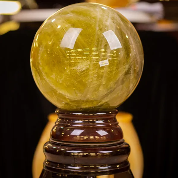 Bộ sưu tập quả cầu thạch anh màu vàng nhiều kích thước tại NaBei