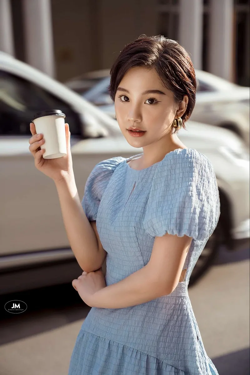 Mệnh Thổ nên tránh màu xanh dương