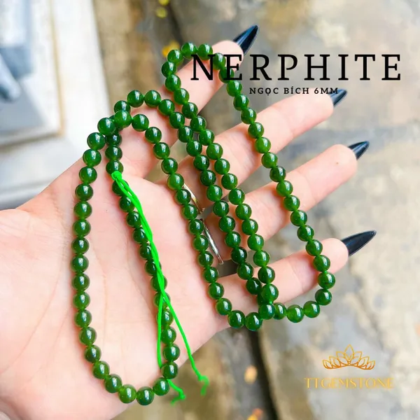 Dây chuyền đá ngọc bích