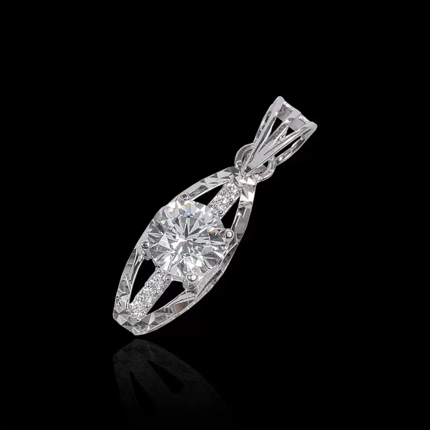 Mặt dây chuyền kim cương sang trọng