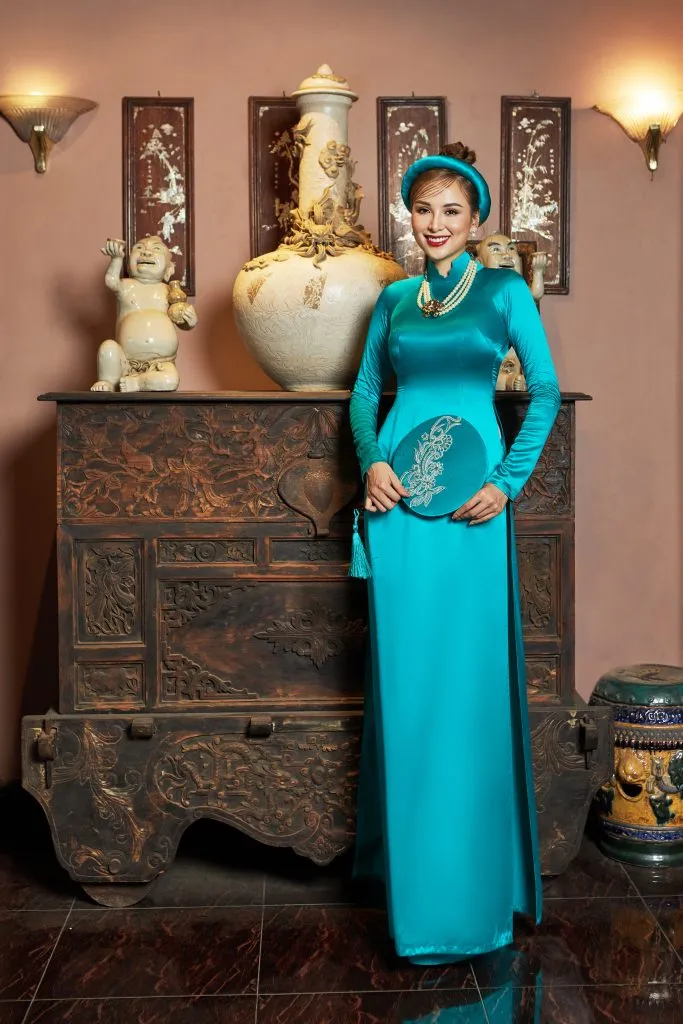 Vải gấm xanh ngọc bích