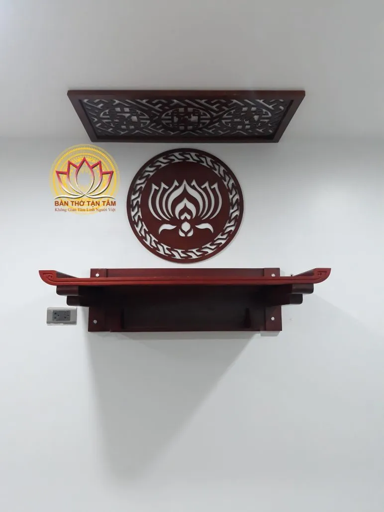 Bàn thờ treo tường Gỗ Hương chiều rộng 810mm x sâu 480mm