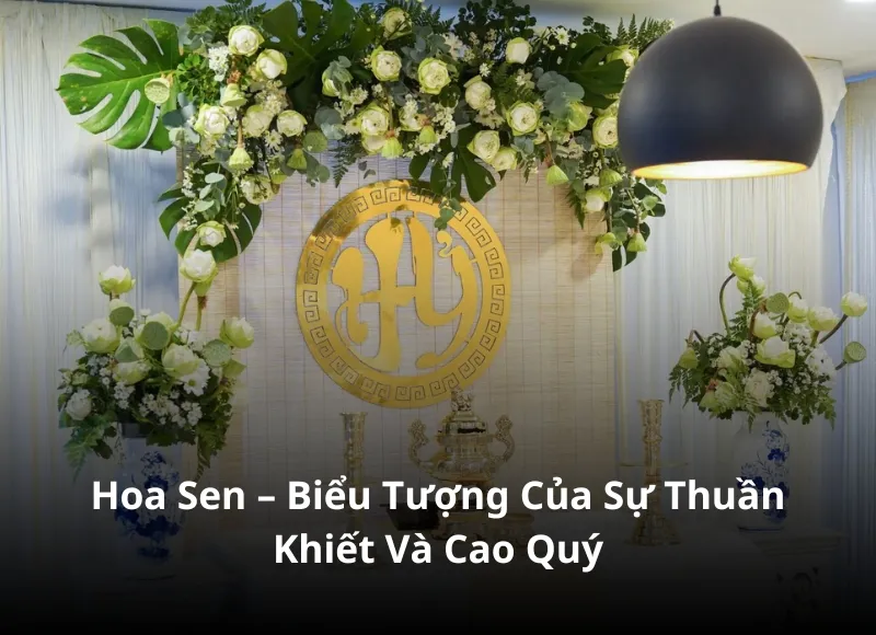 Top 10 Loại Hoa Chưng Bàn Thờ Ngày Cưới 2026 Chuẩn Phong Thủy 18 Chưng hoa bàn thờ ngày cưới tinh tế với hoa sen trắng