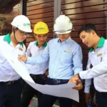 Sửa cổng nhà cần xem tuổi gia chủ để chọn ngày tốt