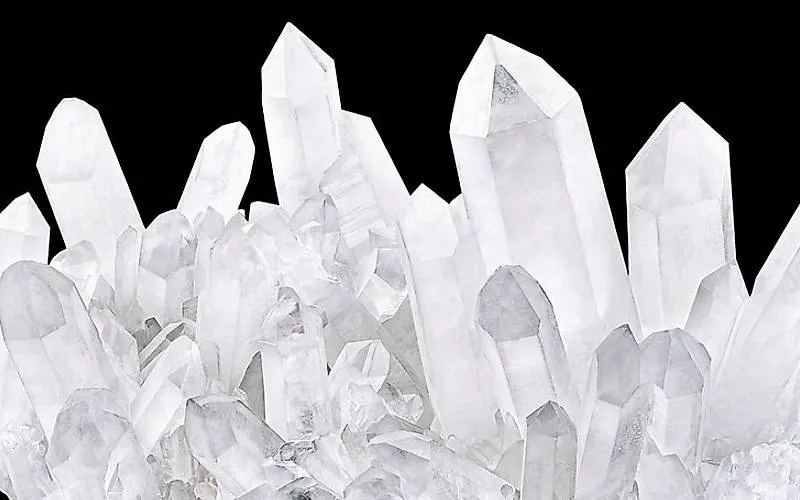 Các loại đá thạch anh tự nhiên với màu sắc đa dạng