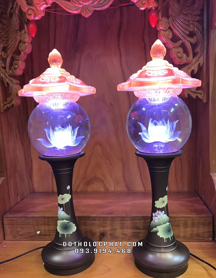 Góc nhìn khác của đèn thân đồng lưu ly