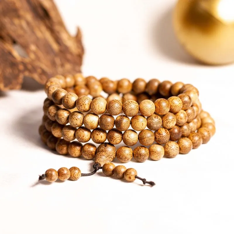 Vòng tay trầm hương tại Thiên Mộc Hương