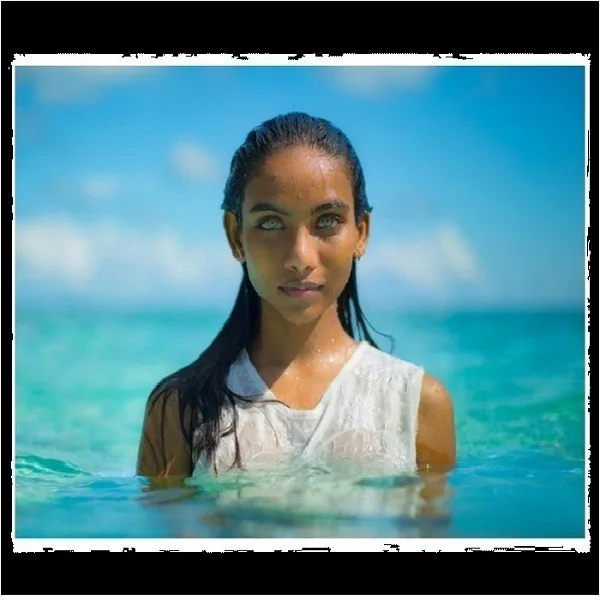 Cảm giác huyền bí khi ngắm nhìn đôi mắt có cấu trúc mống mắt lạ