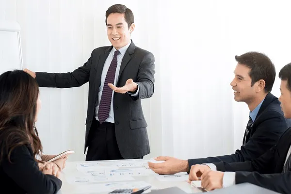 Người mệnh Kim có tính cách quyết đoán và khả năng lãnh đạo tự nhiên