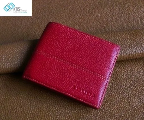 Không nên dùng ví màu đỏ cho mệnh Kim