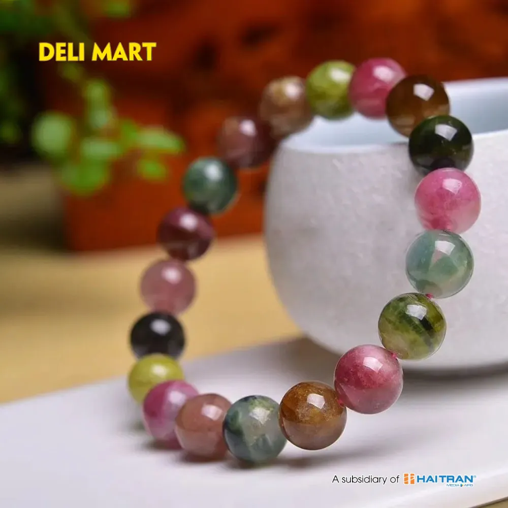 Cận cảnh viên đá Tourmaline