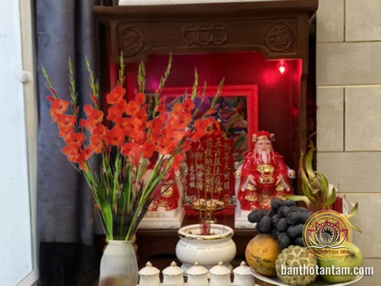 Hoa lay ơn đa sắc màu trang trí bàn thờ