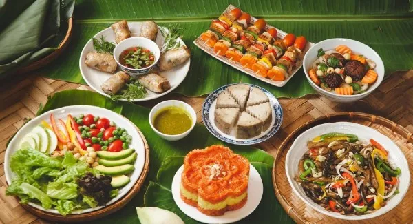 Mâm lễ mặn cúng Thần linh tại công sở