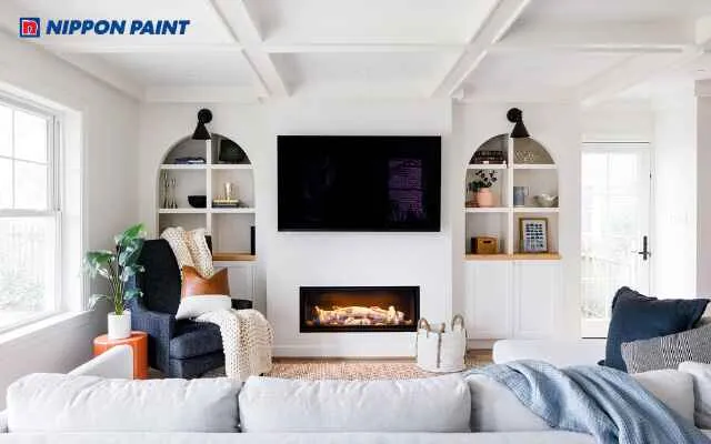 Mẫu 2: Phòng khách tân cổ điển thanh lịch với tông sơn trắng tinh khôi