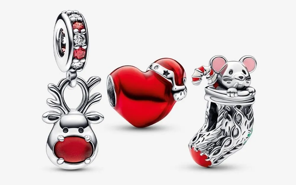 Charm phụ kiện màu đỏ