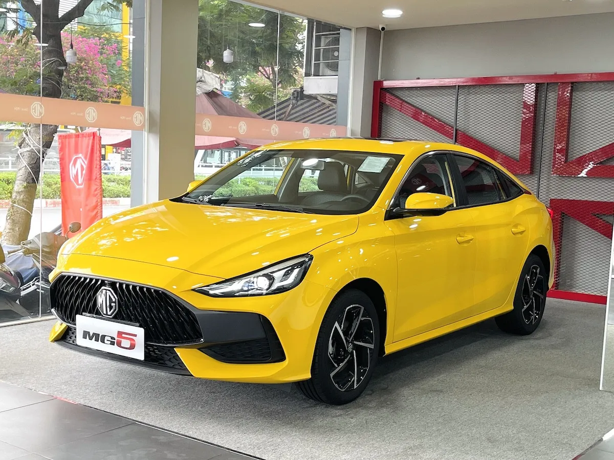 Mệnh Thổ mua xe màu gì hợp nhất