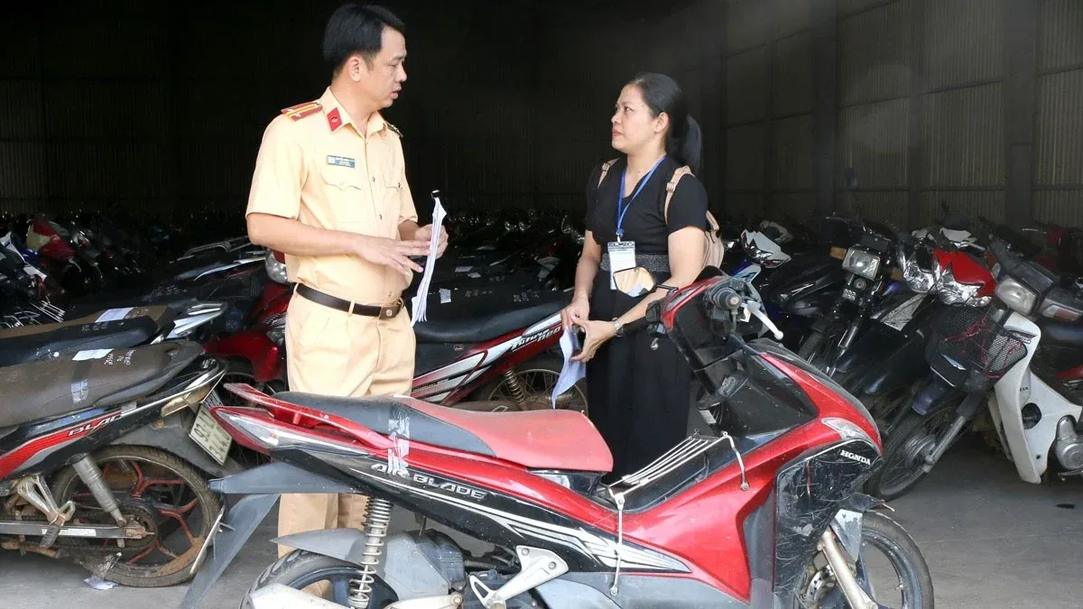 Mơ mất xe màu đỏ có thể báo hiệu cơ hội mới trong công việc