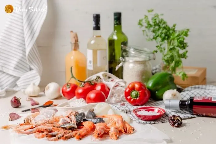 Giải mã ý nghĩa tôm lột xác và tôm chín trong phong thủy