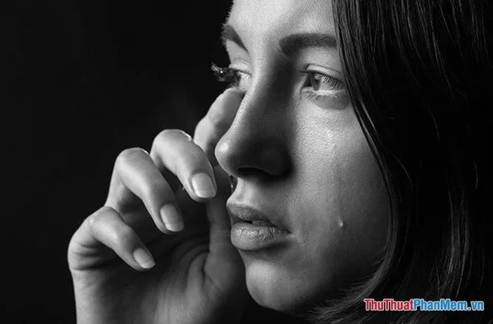 Giải mã giấc mơ thấy mình khóc trước mặt người khác