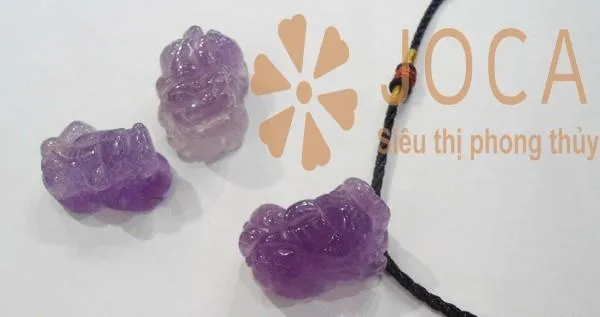 Người mệnh Thổ đeo tỳ hưu màu gì để kích hoạt tài lộc bền vững