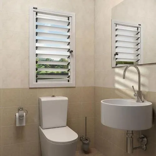 Thiết kế cửa sổ thông thoáng cho nhà vệ sinh hiện đại