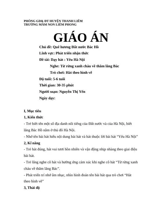 công dụng của vòng hổ phách cho bé Và Ý Nghĩa Phong Thủy Bình An 2026 12 Hình ảnh giáo viên đang giới thiệu về các loại vật phẩm tự nhiên cho trẻ trong giờ học ngoại khóa