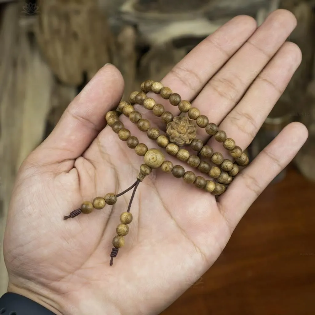 Vòng Tay Trầm Hương Chuỗi Tràng 108 Hạt Mix Charm Hoa Sen