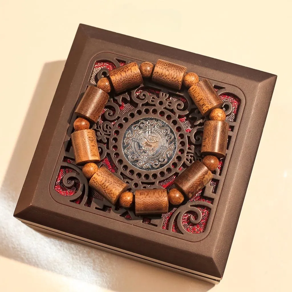 Vòng tay trầm hương tốc lào đốt trúc